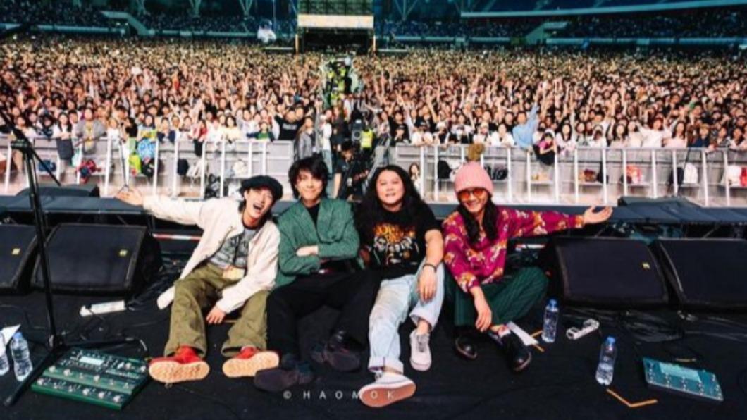 回春丹惹怒台灣人!開唱台下驚見「小熊維尼」 演唱會秒變大遊行