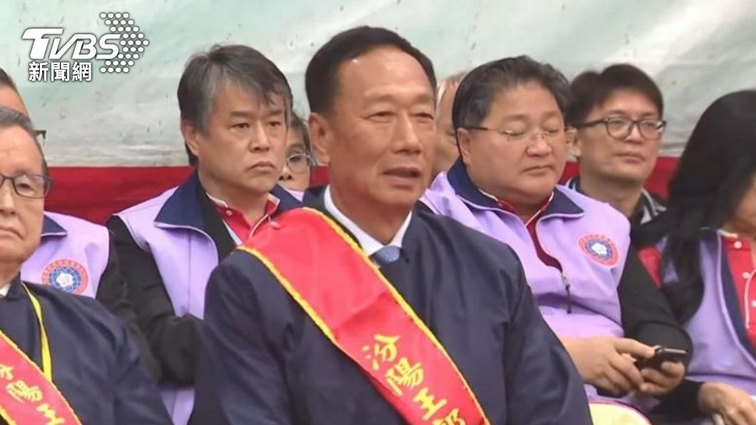 郭台銘捐款賑災。(圖/TVBS資料照片)