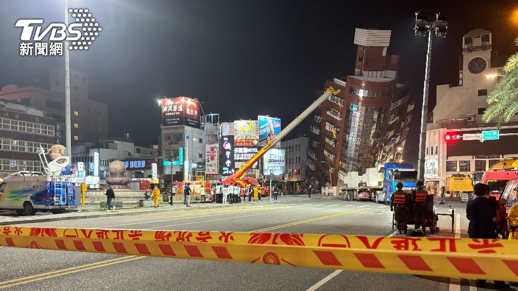 地牛翻身!台灣人超冷靜「牆都裂也要上班」 網曝2關鍵點