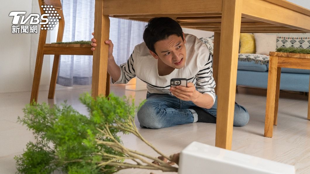花蓮地震/沒地震卻感覺很晃?3類人易患「假性地震」 醫授水杯判斷法