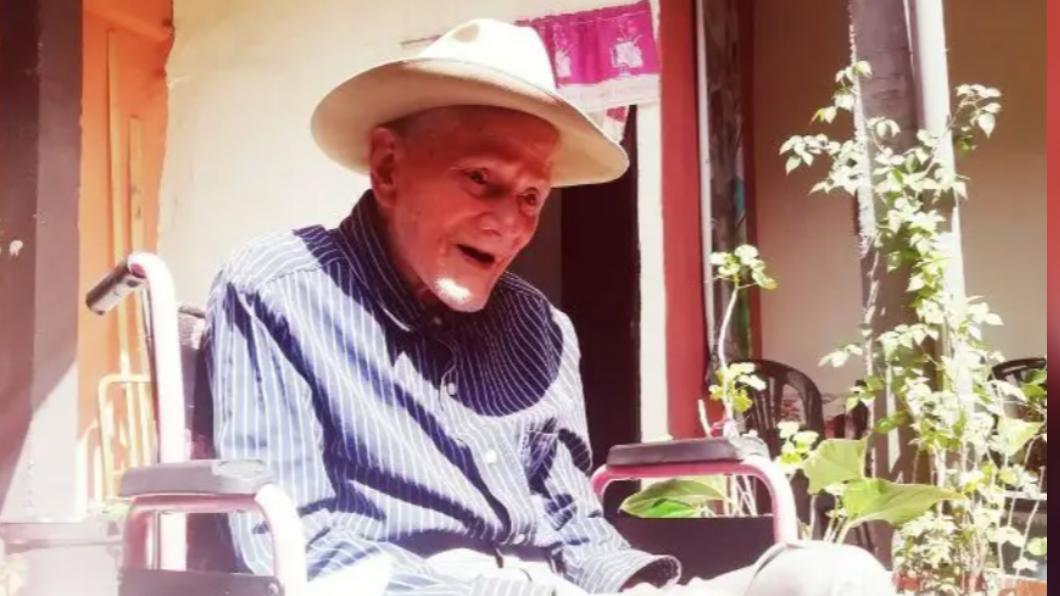 生前每天1杯烈酒 全球最長壽男人逝世享嵩壽114歲