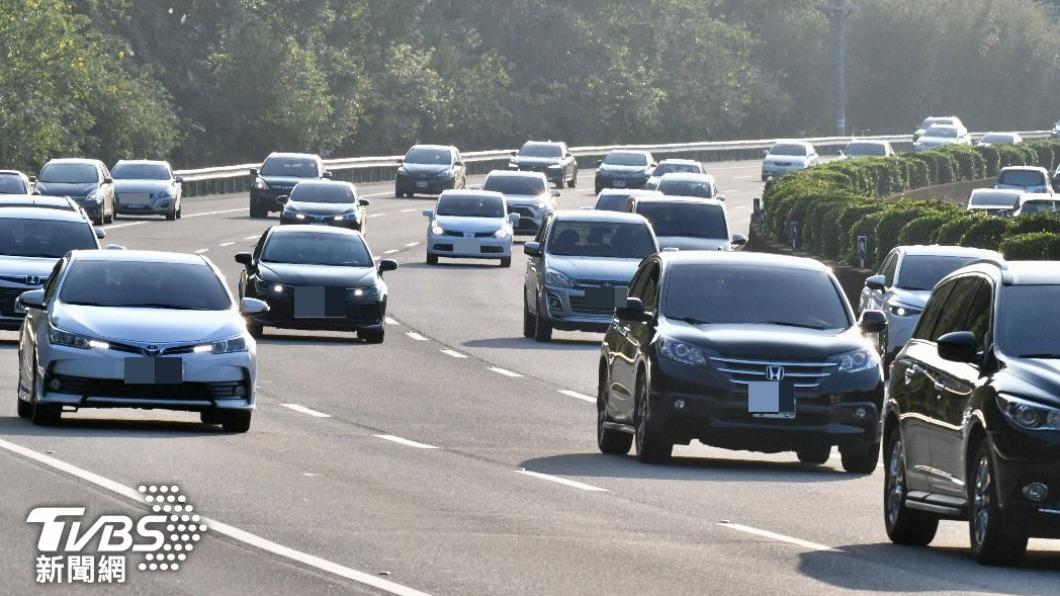 花蓮地震/千萬別跳車!破解逃生謠言 開車遇地震「3絕招保命」