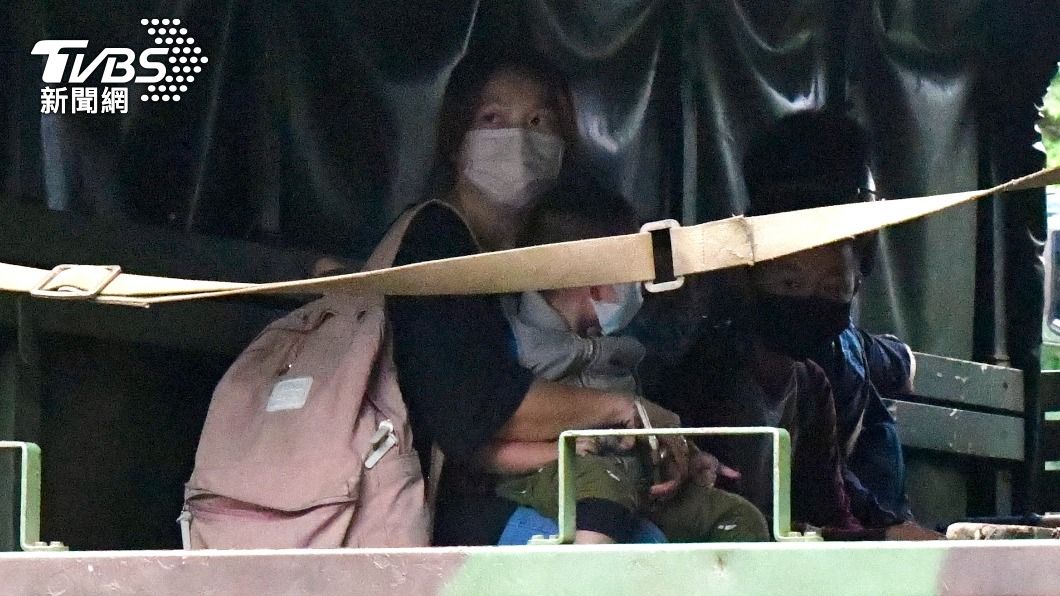 太魯閣遊客獲救下山。（圖／胡瑞麒攝）