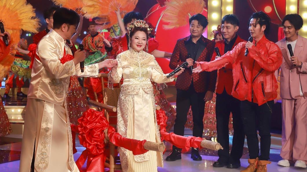 白冰冰「廟門緊閉多年」！節目上遭男星喊話要「督」　眼眶泛紅畫面曝