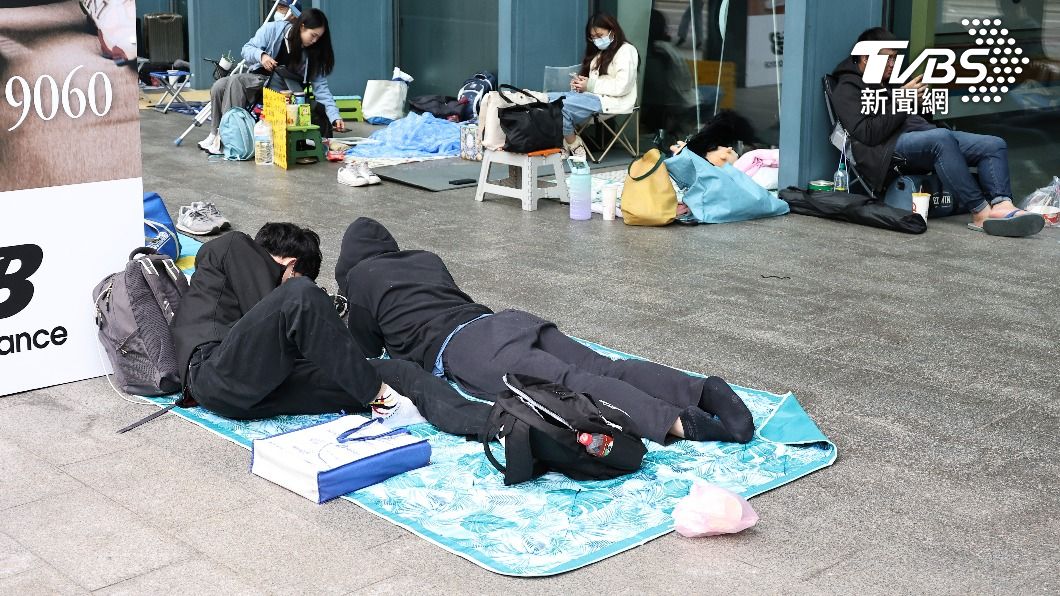 癡情男砸20萬「求IU演唱會票」!粉絲急勸出國聽:幹嘛給黃牛賺