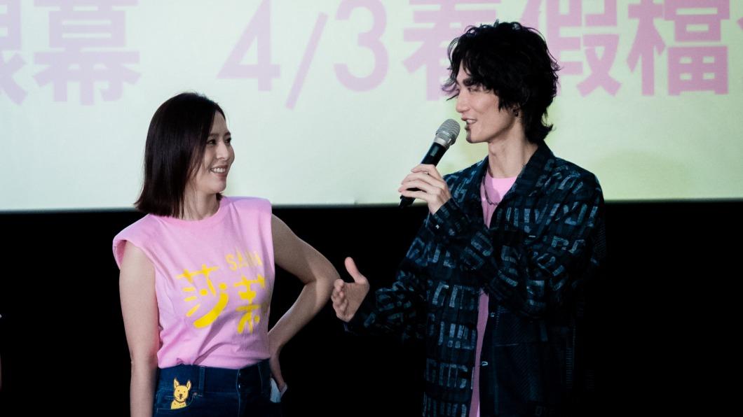 劉品言《莎莉》口碑佳「扮工作人員」突襲戲院 觀眾認出捂嘴驚呼