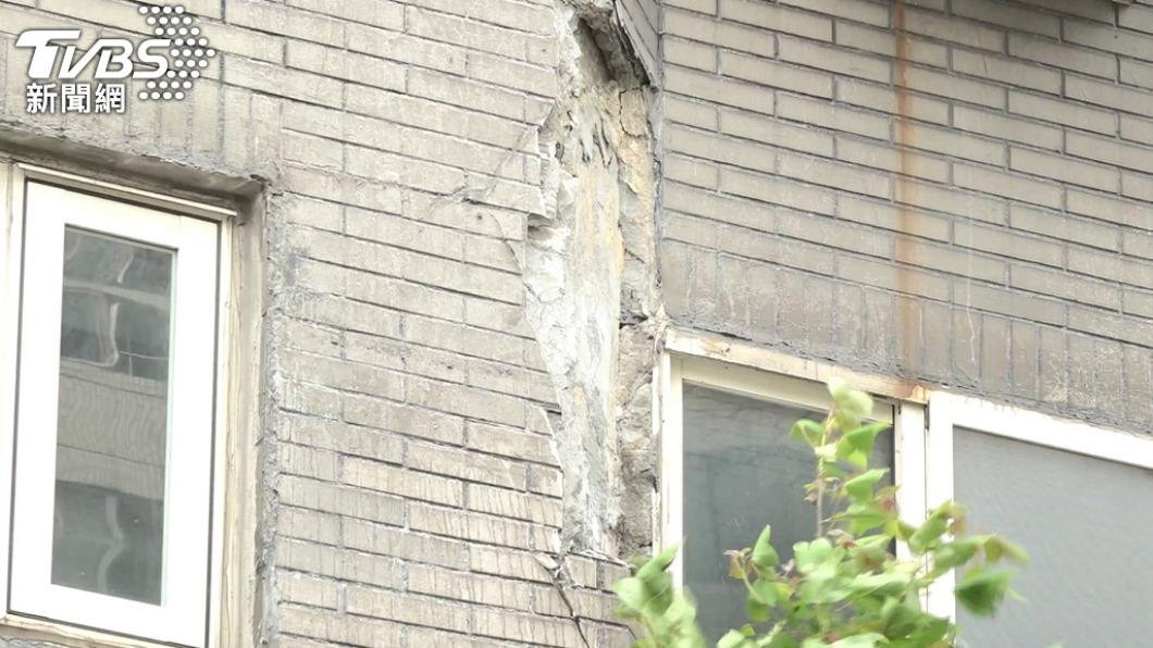 看得到卻住不了!花蓮震後「家沒了」 男心痛喊:還有房貸要還