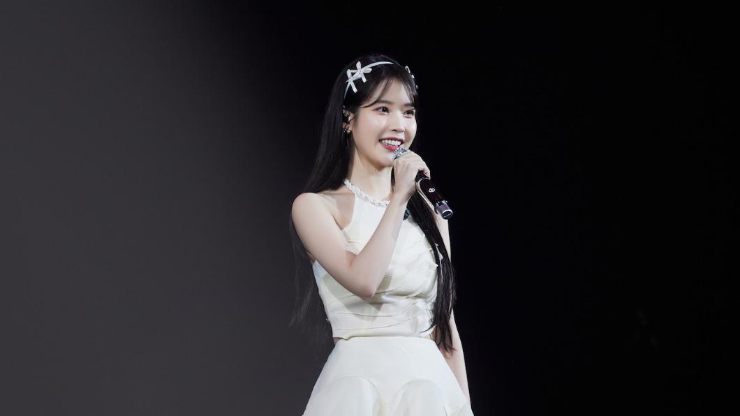 太感人!IU美國巡演衰遇微軟當機 班機取消「開車10小時趕開唱」