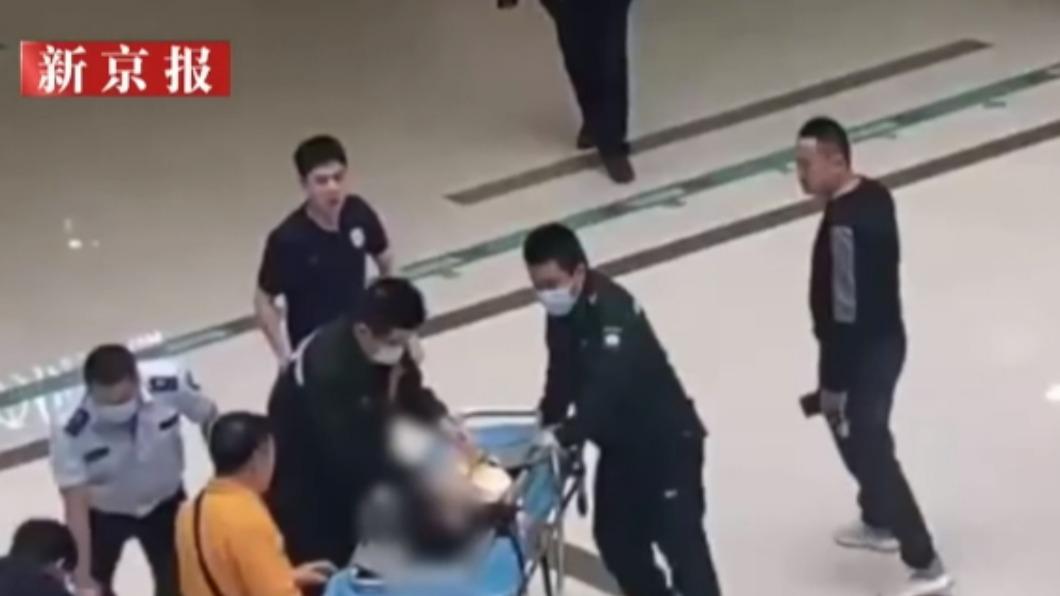 該名男童最終不治身亡。(圖/翻攝自微博)
