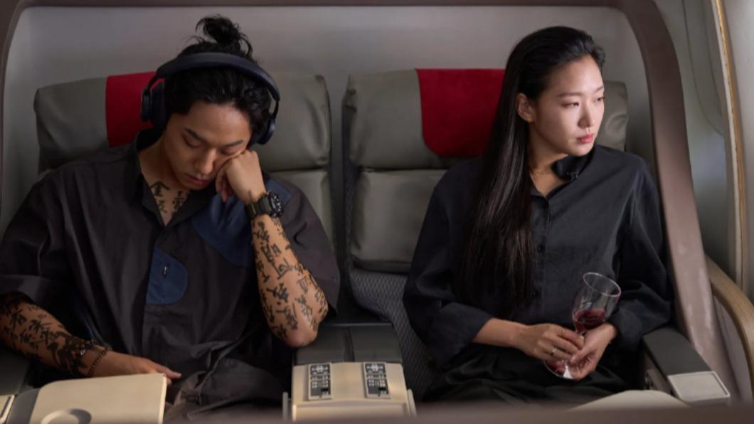 《破墓》由金高銀、崔岷植、李到晛主演。(圖/翻攝自《破墓》劇照)