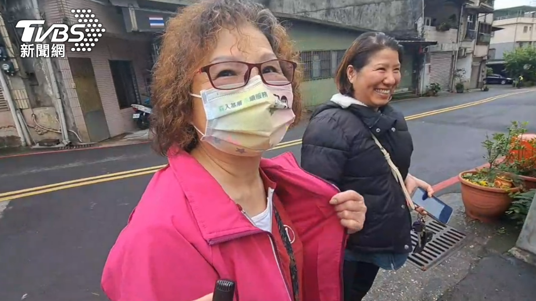 屋主與女移工直呼太可怕,只差12秒就會撞上。(圖/TVBS)