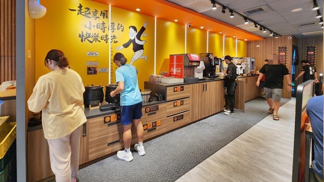 店裡的牆面為亮黃色的設計，整體看起來相當活潑。（圖／米寶麻幸福滿載提供）
