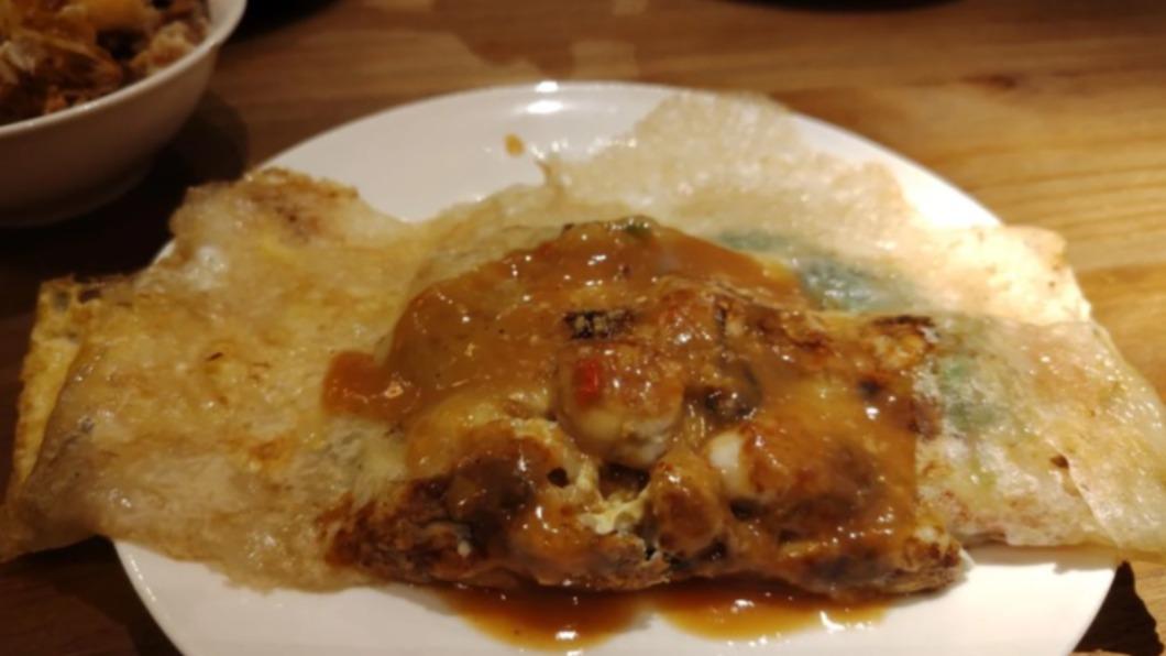 餐廳蚵仔煎「放豆芽菜」!陸妹子吃一口驚:好怪 一票現身解答