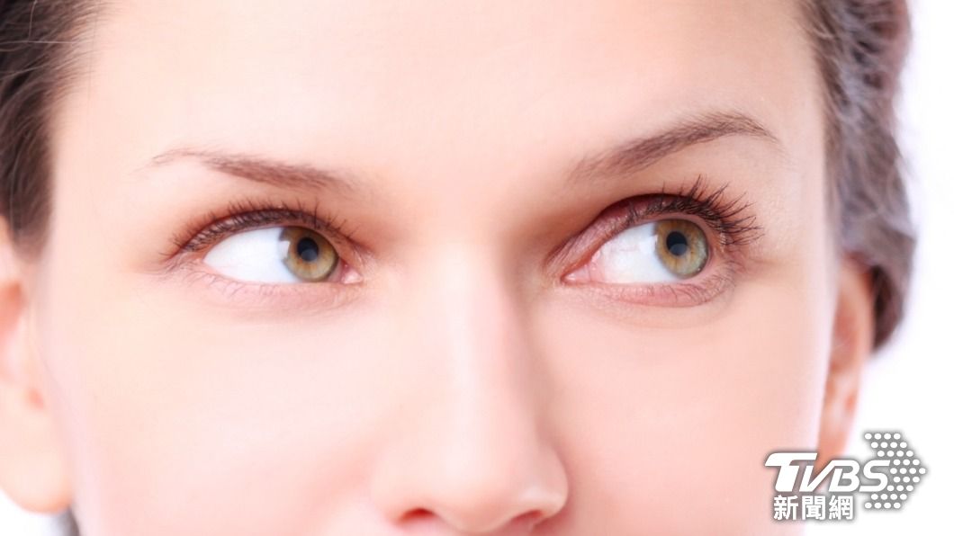 眉毛稀疏且短的人通常缺乏對金錢的掌控力。(示意圖/shutterstock達志影像)