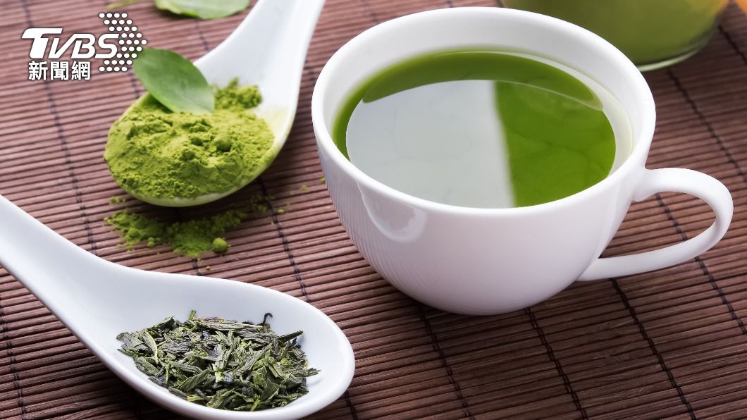 抹茶的兒茶素、茶胺酸都比綠茶高。(示意圖/shutterstock達志影像)
