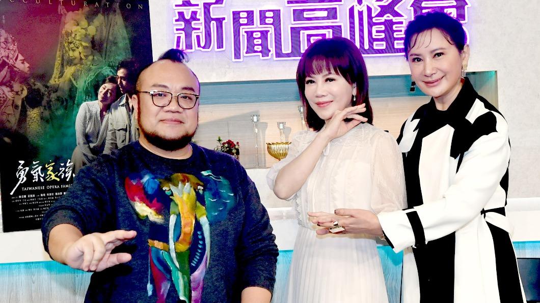 陳亞蘭罕吐低潮心境「想要放棄」 向楊麗花淚崩喊:做不下去