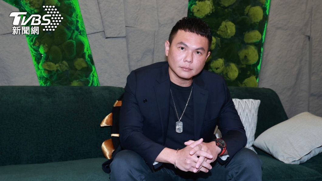 超哥神隱3個月首露面!再轟Toyz雜碎:揍你剛好而已 曝「台人都支持我」