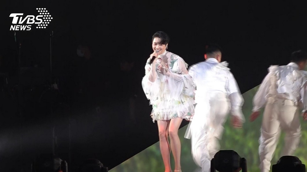 梁詠琪攻蛋獻台粉「全國語歌單」　4大咖姊妹淘到齊爆仙氣