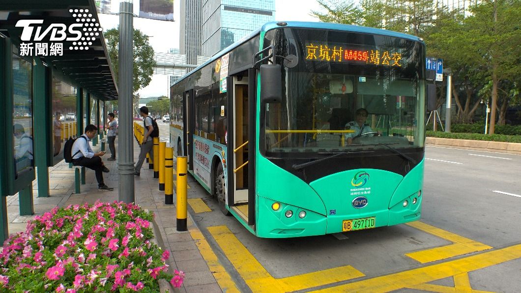 中國搭公車找不到「這設備」 他無奈嘆:也太落後了吧!