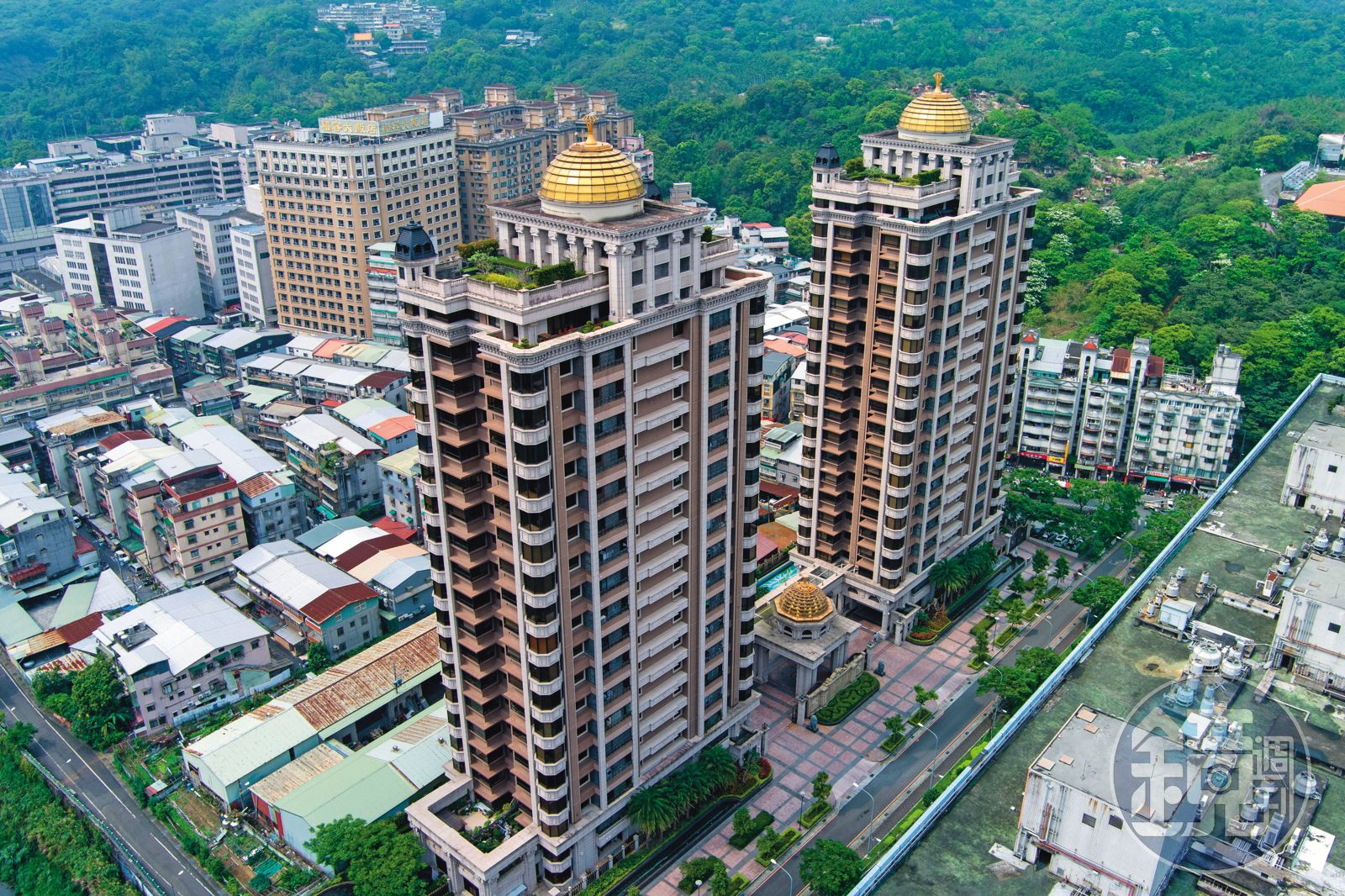 帝品苑是深坑地標,也是豪宅,建商及代銷業者被法院判成立詐欺罪。