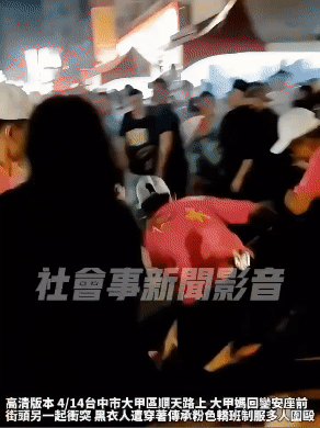 經警方初步研判,雙方皆疑似為廟方之工作人員。(圖/翻攝自臉書「黑色豪門企業」)