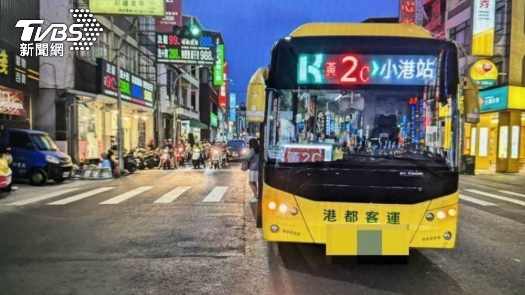 這起車禍發生原因初判為林女任意穿越道路釀禍。(圖/TVBS)