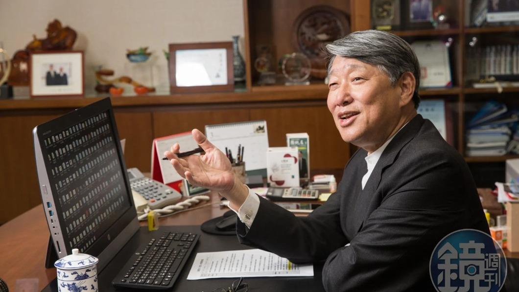 曾當郭台銘司機!準經濟部長郭智輝「背景超狂」 百億董座兼賣魚郎