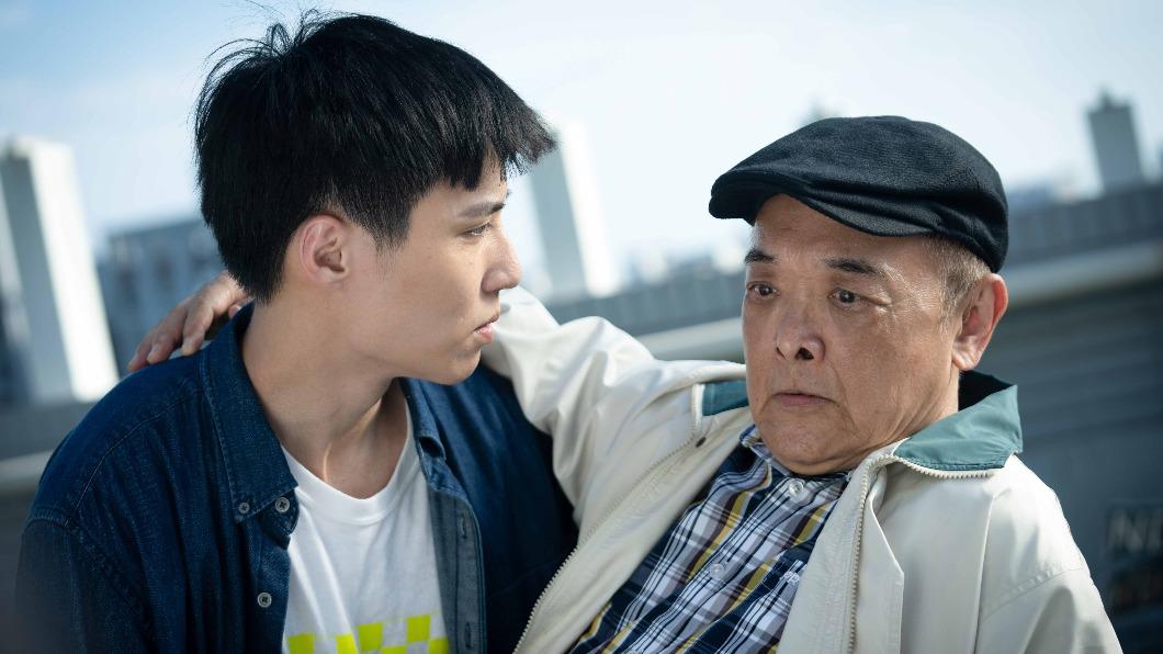 小鮮肉「公主抱」超資深男星!認最近有長輩緣 還被老人家搭訕