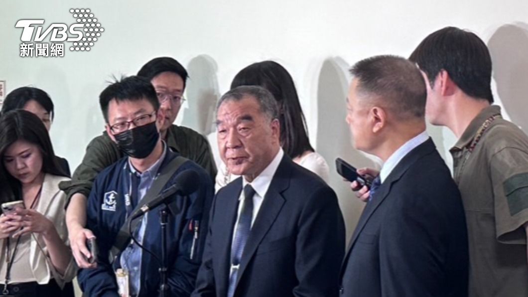 黃曙光「身心俱疲」辭潛艦召集人 邱國正:我能感同身受