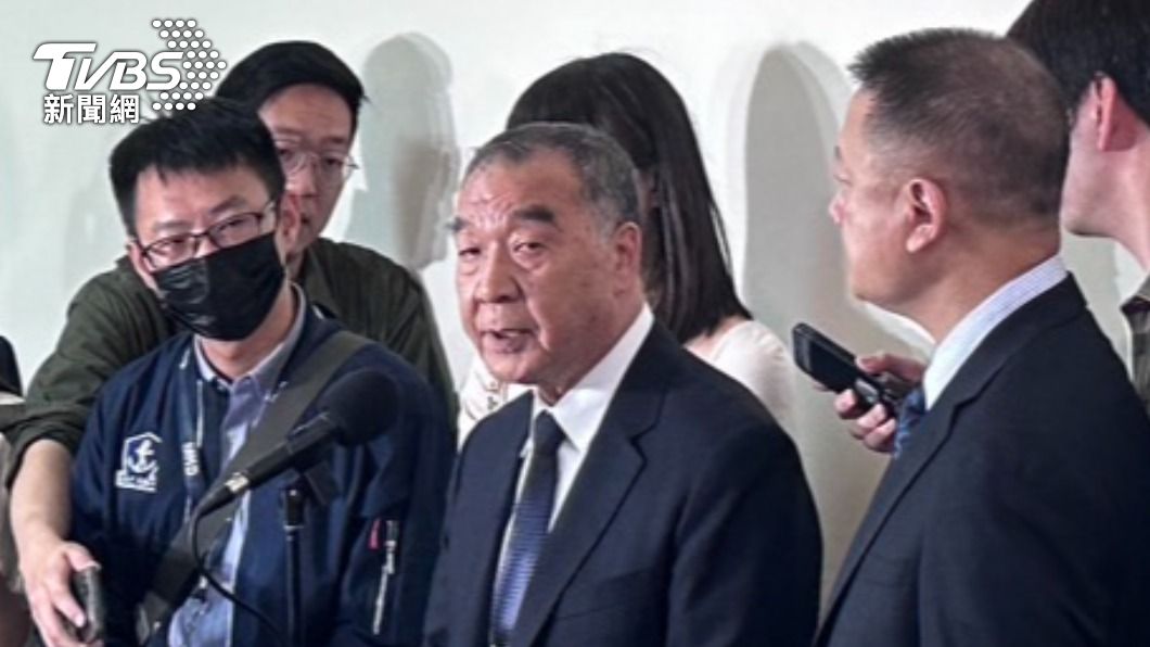 顧立雄接國防部長?邱國正喊「我沒交接」:軍人待久會講真話