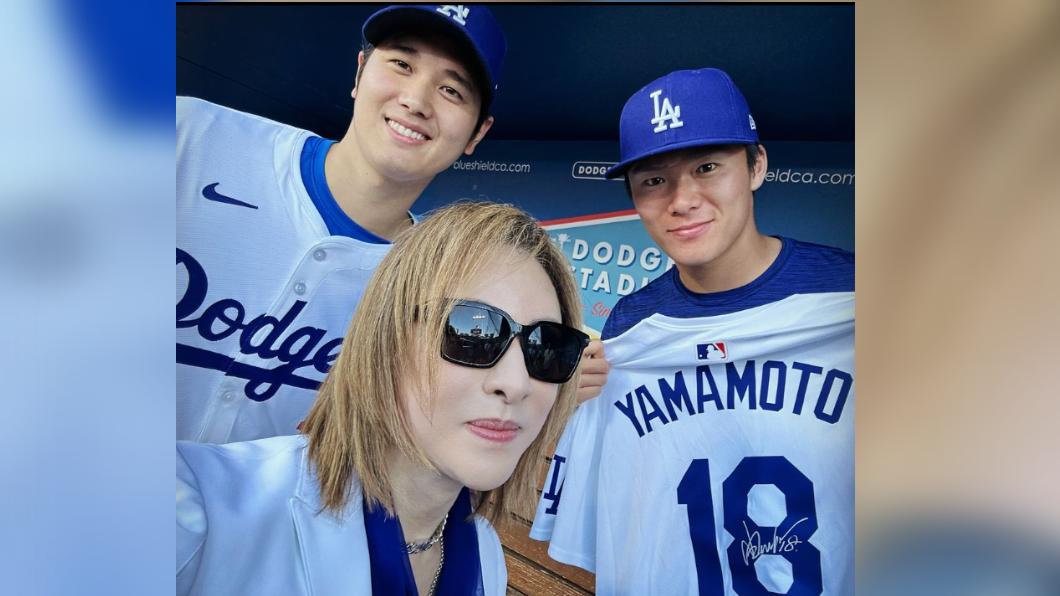 YOSHIKI道奇球場演奏美國國歌 與大谷、山本同框自拍