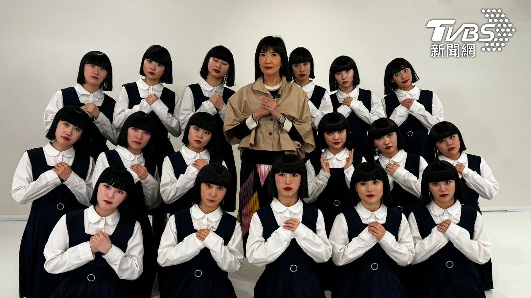 《TVBS看板人物》團隊親自前往日本大阪專訪Akane。(圖/TVBS看板人物提供)