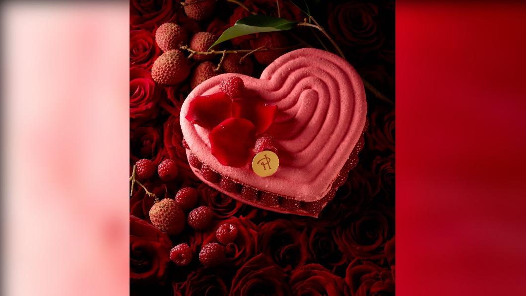 晶華 x Pierre Hermé「ISPAHAN 心型馬卡龍蛋糕」。(圖片提供:晶華酒店)