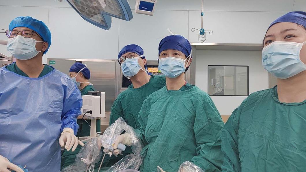 搞錯性別27年!陸女婚檢發現「睪丸藏腹部」 醫:恐危及生命