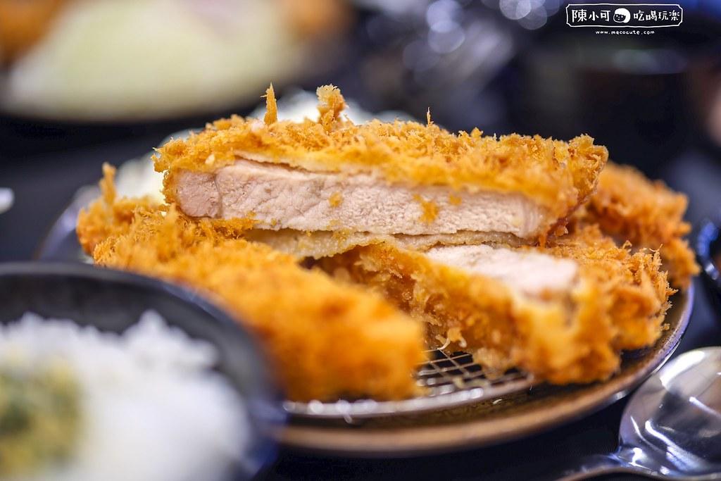 日式炸豬排外皮超酥脆。(圖/陳小可的吃喝玩樂)