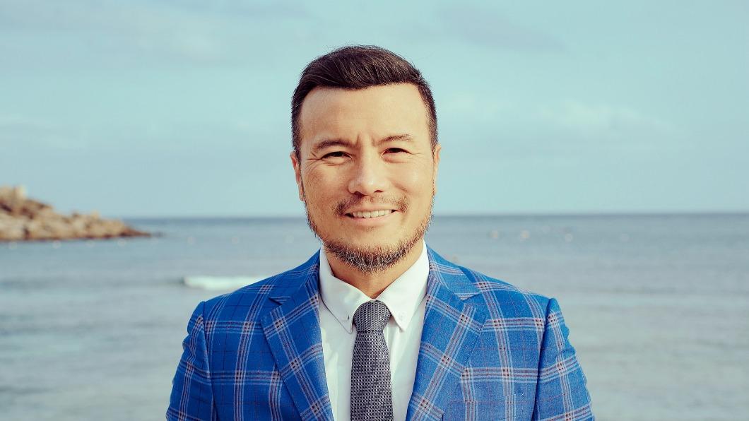 李銘忠義大利奪影帝! 「3人行」破尺度演出獲讚:極富魅力
