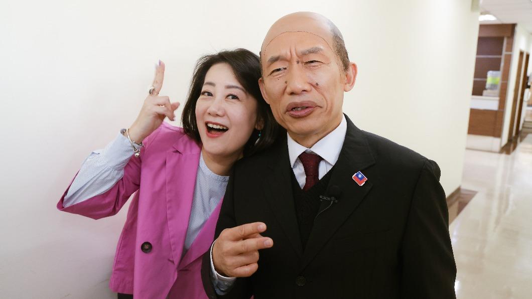 活久見!吳思瑤緊貼韓國魚「燦笑合照」曝光 嗨喊:比平常帥很多