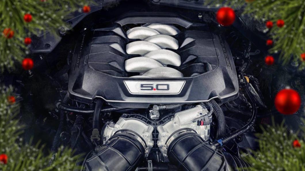 Mustang Dark Horse的5.0升Coyote V8引擎具備500匹最大馬力(美規)。(圖/ Ford)