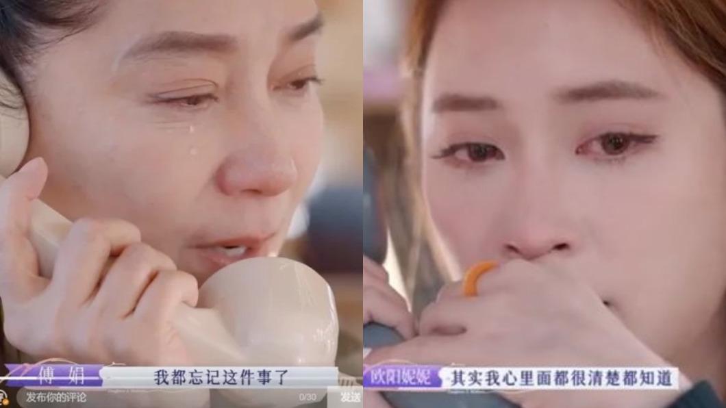 傅娟40歲罹患子宮頸癌,當時6歲的歐陽妮妮都看在眼裡,母女倆提及這段回憶忍不住淚崩。(圖/翻攝自微博)