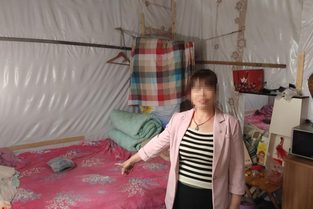 兩人以25元人民幣達成協議在租屋處進行非法性交易。(圖/翻攝自南方都市報)