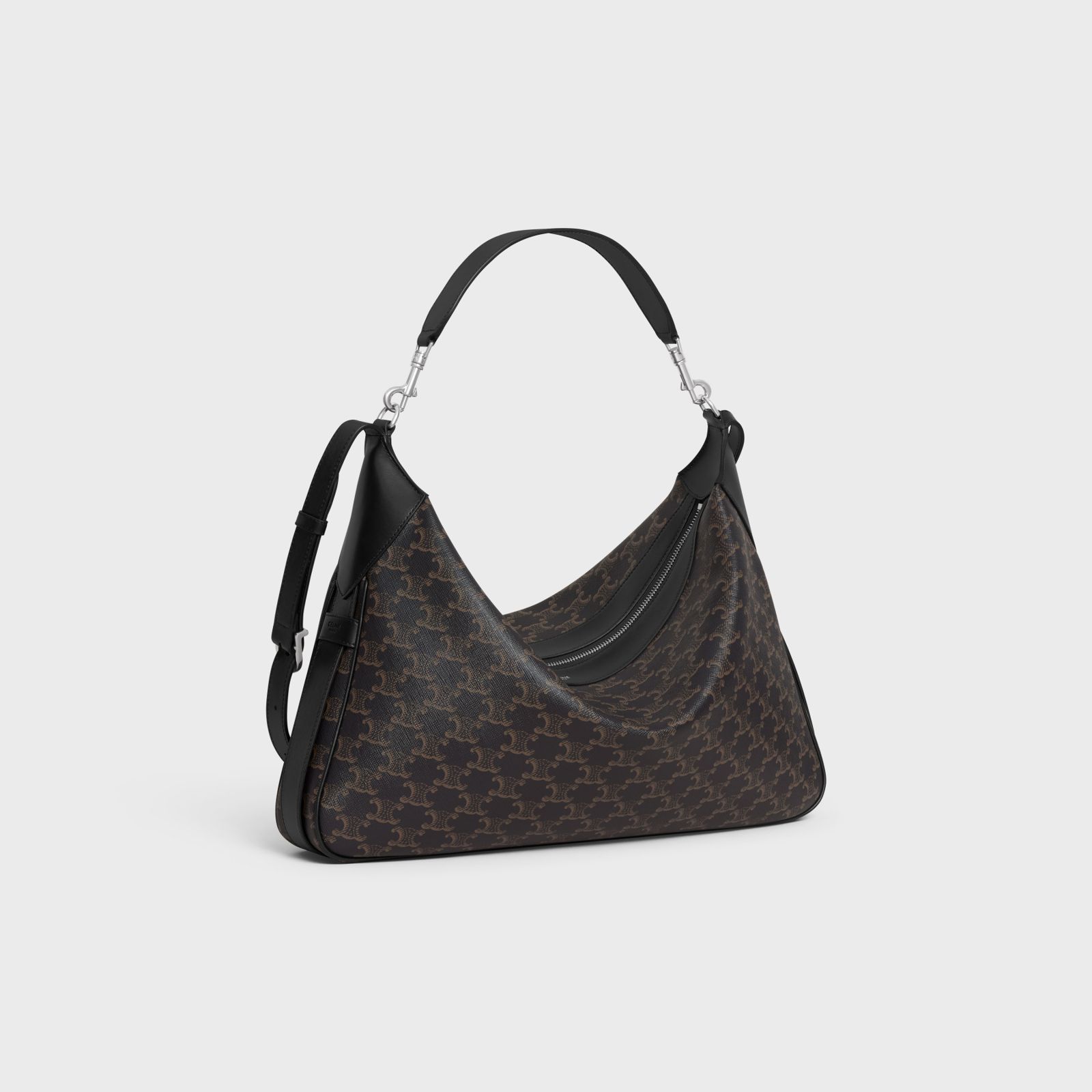 標誌印花及牛皮革大型ROMY手袋。NT$115,000(圖/CELINE HOMME提供)