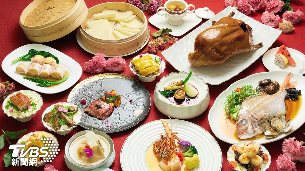 「凱華樓中華料理」,嚴選花膠、龍蝦、鮑魚、和牛等頂級食材。(圖/業者提供)