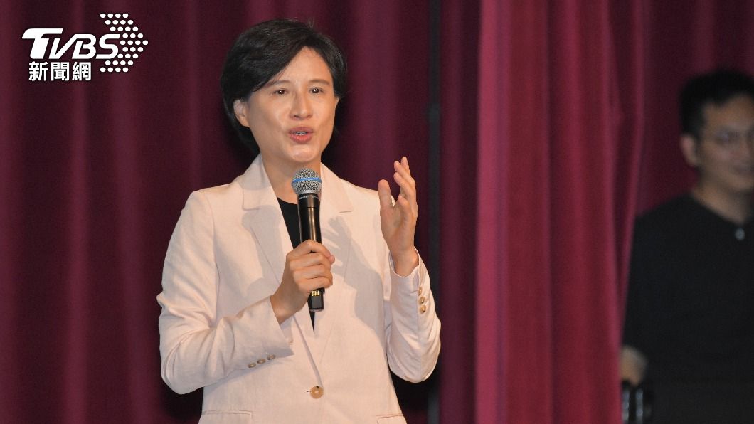與青年對談 鄭麗君:批判監督的聲音是政府進步動力