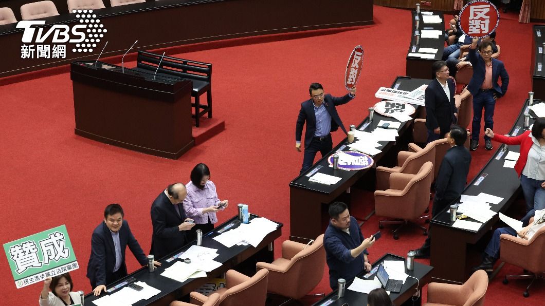 年改攻防戰!綠批在野鴨霸「新318誕生」 藍反嗆:輸不起