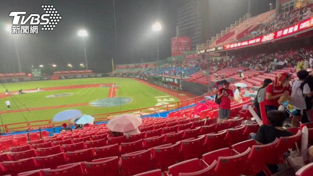快訊/暴雨狂炸!大台北、桃園防瞬間大雨 貓纜遇落雷暫停服務
