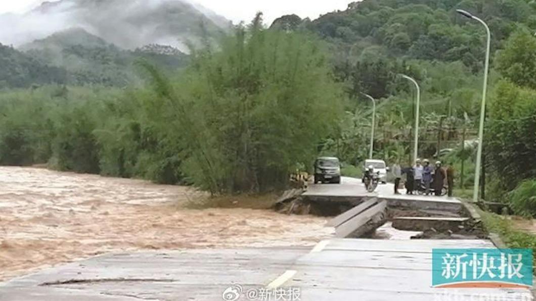 廣東多地累計雨量已破4月歷史雨量紀錄。(圖/翻攝自新快報)