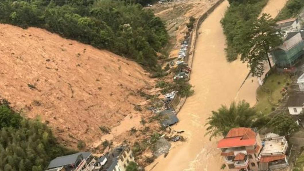 廣東豪雨成災!民宅遭「土石洪水吞沒」 多人失聯、傷亡不明