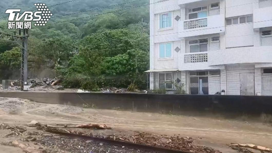 快訊/土石流太嚴重!花蓮「這地區」宣布明天停班停課