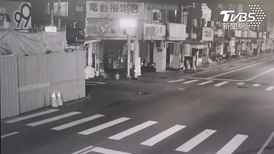 地震剛開始時,富凱大飯店搖晃,建物並勿受損。(圖/TVBS)