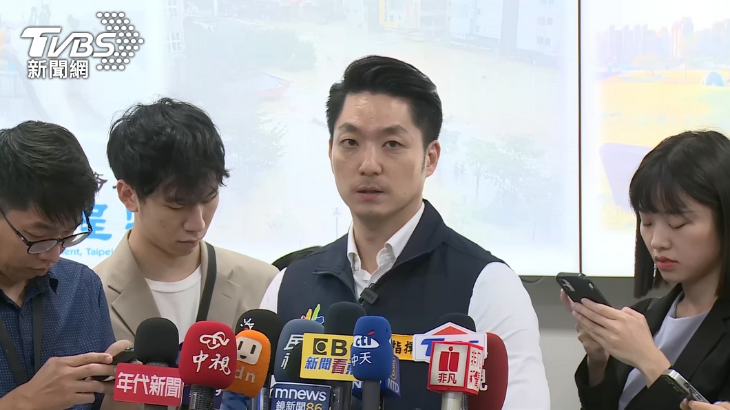 與角頭嗑魚翅「警察局長該下台」?蔣萬安:該怎處理就怎辦